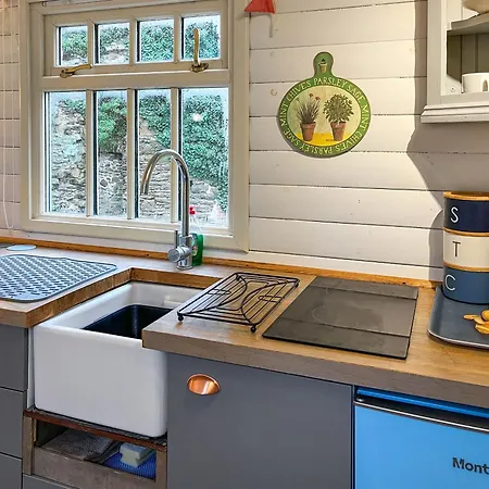 The Shepherds Hut - Uk50986 別荘 *